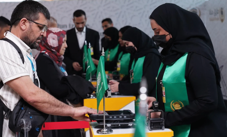 مغادرة أولى رحلات المستفيدين من مبادرة "طريق مكة" من مدينة أنقرة بالجمهورية التركية