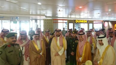 بروح العطاء والمسؤولية متطوعو أمانة الشرقية يستقبلون ضيوف الرحمن في مطارات الدمام